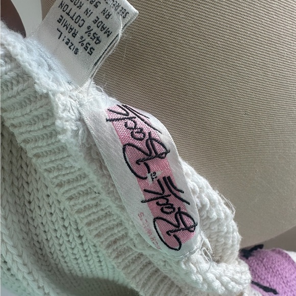 Colorful Abstract Patterned Sweater - Picture 3 of 4